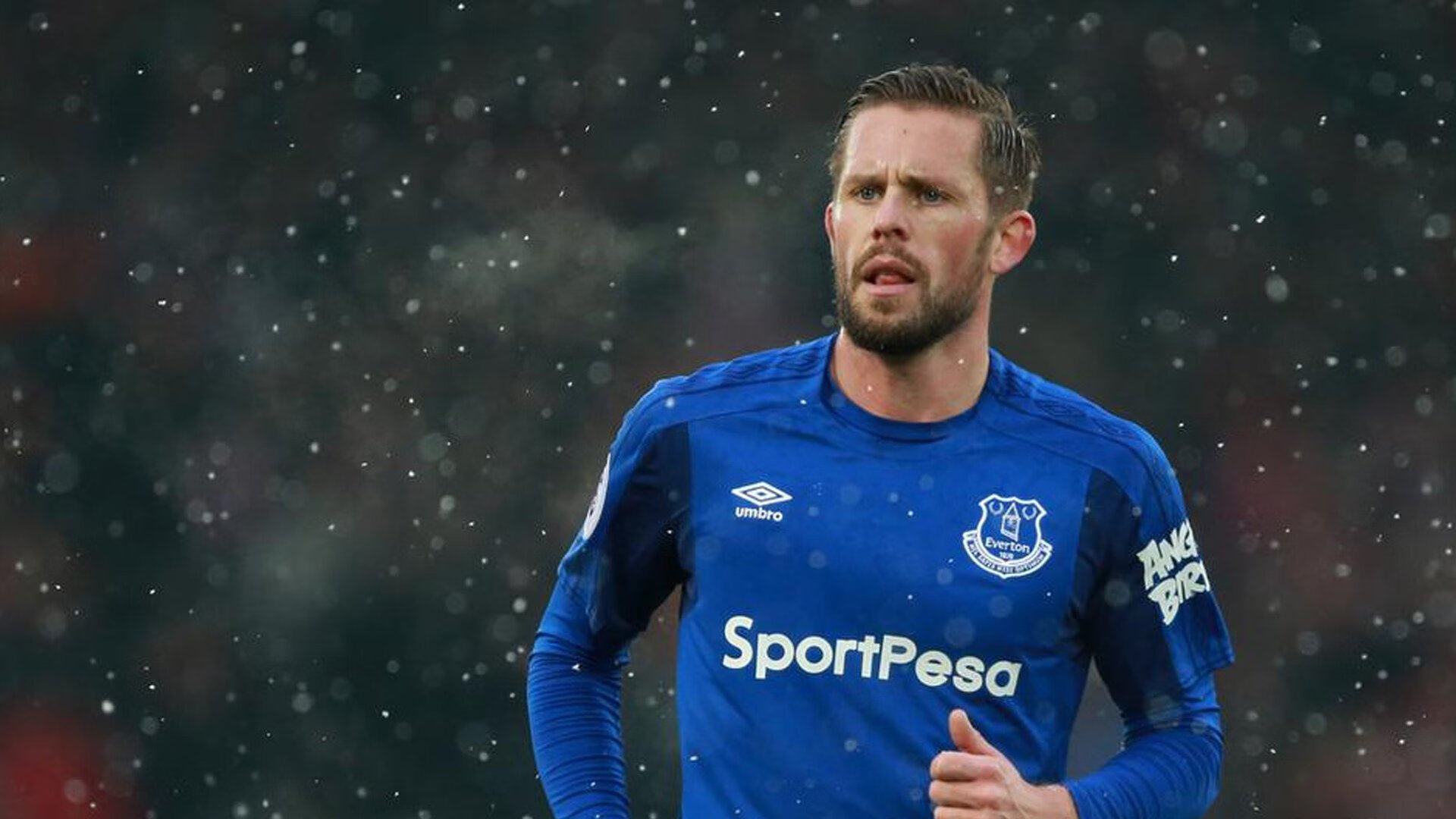 又见绝平！莱比锡与那不勒斯鏖战至终场，苏炳添读秒救主